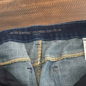 Chicos So Slimming Girlfriend Slim Leg  Chicos sz. 1 equivalent to sz 8